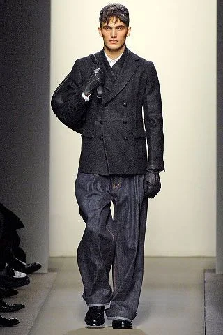 Look 16
